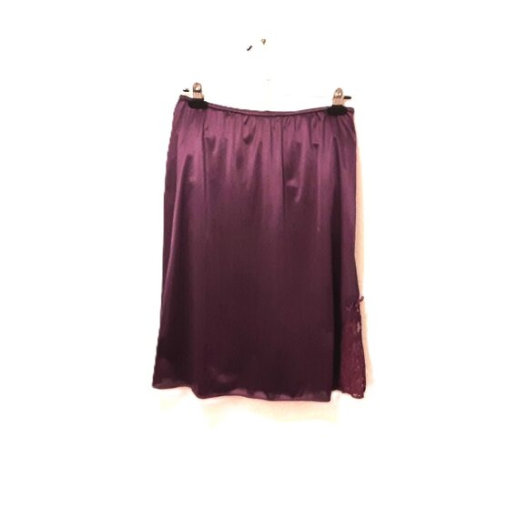 Vintage Plum Nylon Satin Half Slip – Sweet Nothings by Maidenform Size M - Picture 4 of 6